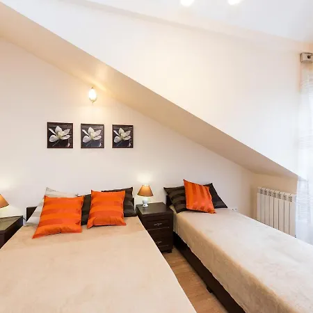 Vanilla 3, 4bdr 2bth 5min To Main Square Cracovia