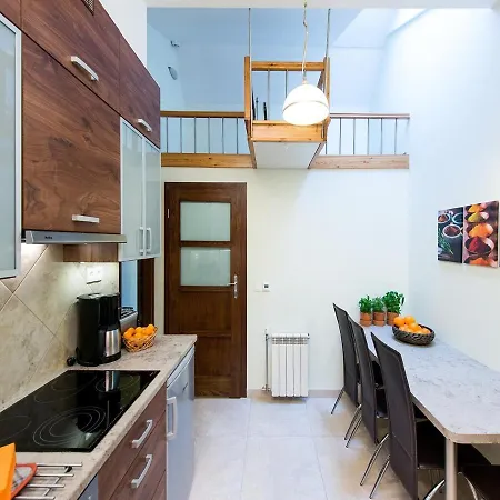 Vanilla 3, 4bdr 2bth 5min To Main Square * Cracovia